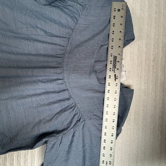 The Vermont Country Women Top 1X Plus Blue Floral Chambray Short Sleeve Blouse - Picture 8 of 9